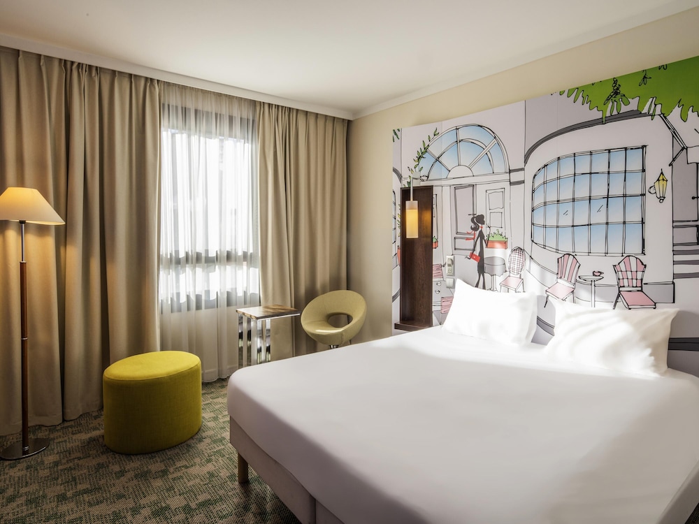 Habitación estándar con cama King del hotel Ibis Styles Evry Cathedrale