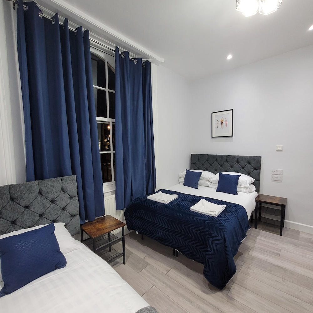 Habitación triple Confort del hotel Argyle Square. Foto 3