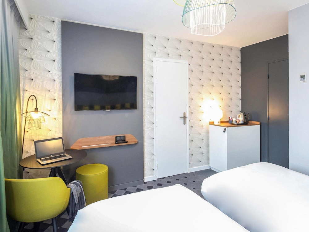 Habitación Standard con 2 camas individuales del hotel Hotel Mercure Hyeres Centro. Foto 3