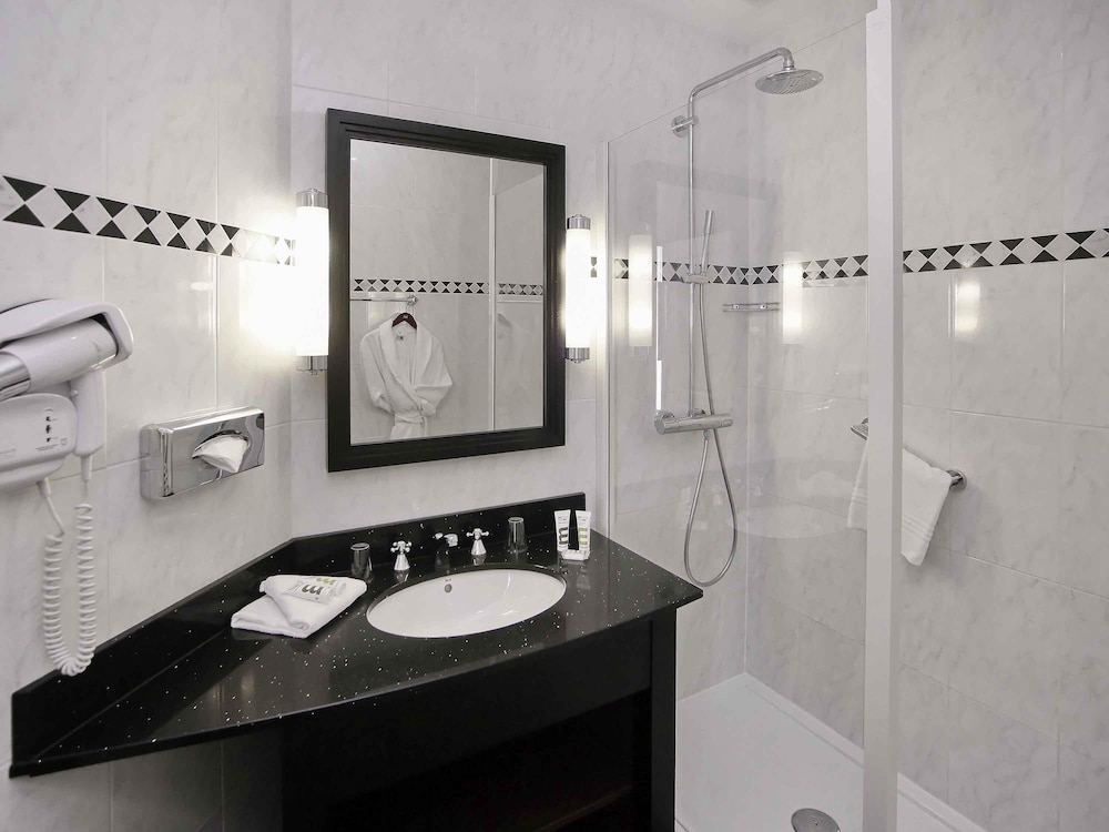 Habitación Privilege con vistas al mar con 1 cama doble o dos camas individuales del hotel Mercure La Baule Majestic. Foto 6