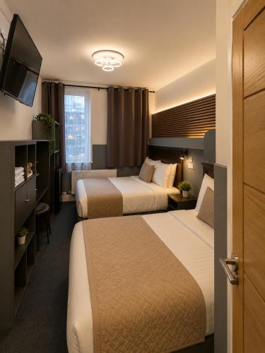 Superior con baño privado del hotel Plaza London. Foto 13