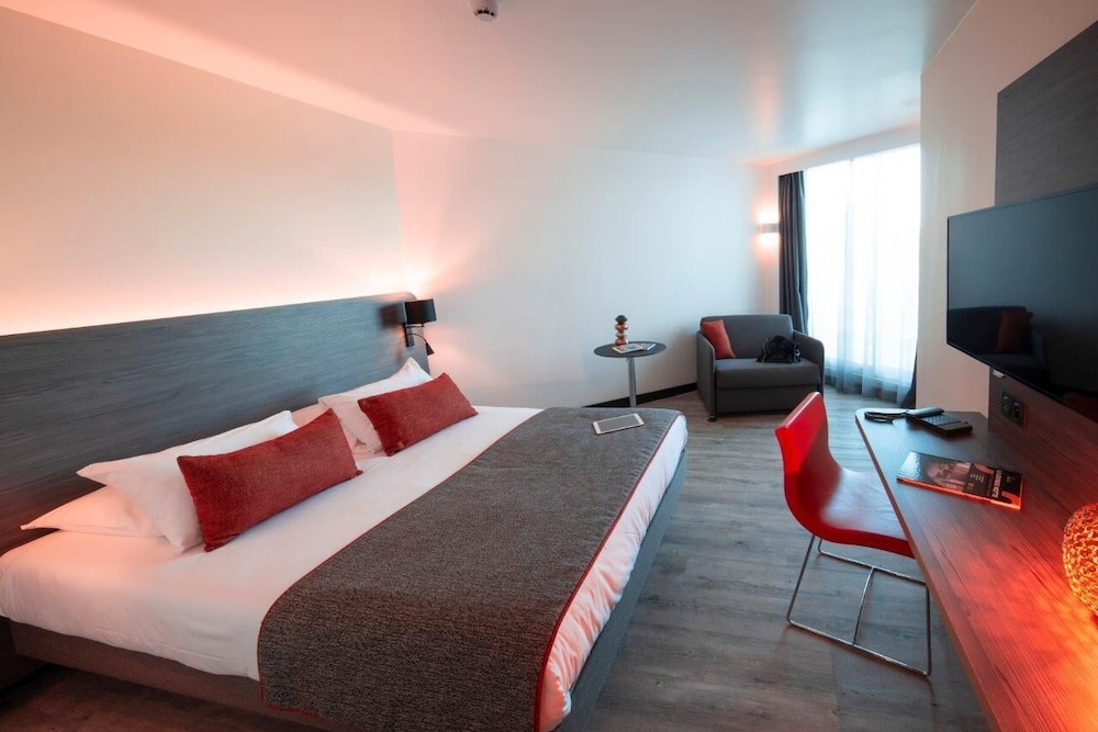 Habitación Executive - 1 cama doble y 1 sofá cama individual del hotel Novotel La Grande Motte Golf. Foto 1
