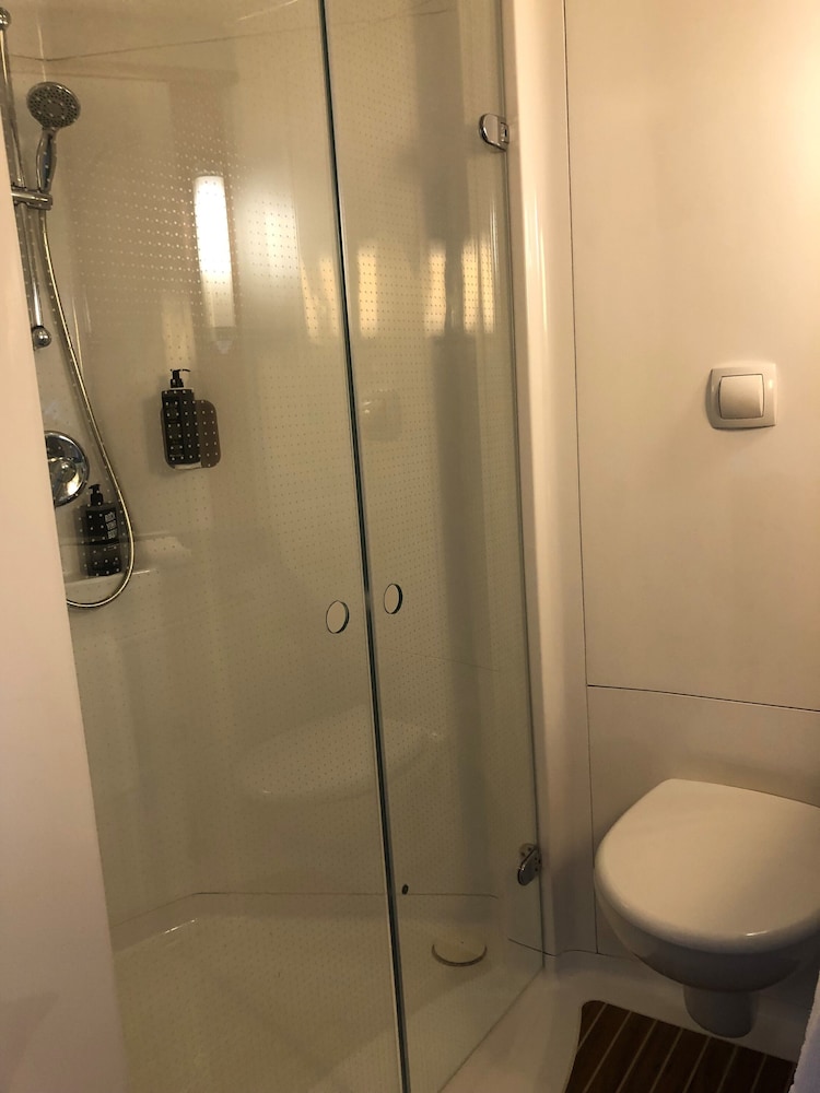 Habitación Estándar con 1 cama doble del hotel Ibis Laon. Foto 4