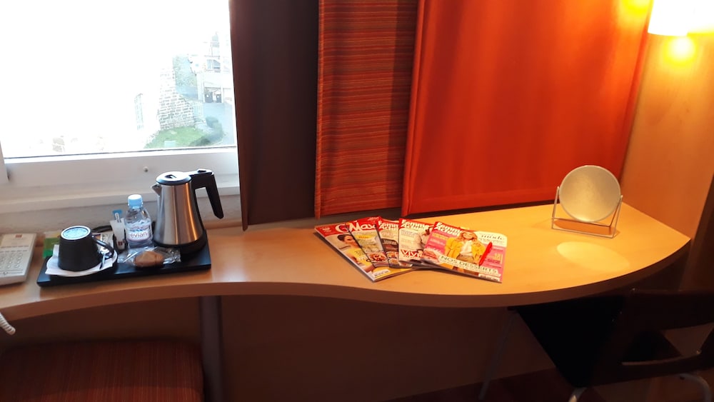Habitación estándar doble, 1 cama doble del hotel Ibis Le Puy En Velay Centre. Foto 2