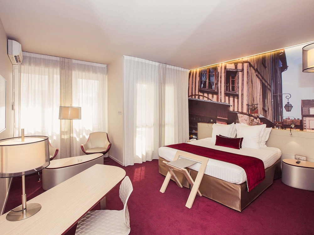 Habitación Superior con baño y balcón del hotel Mercure Limoges Centre