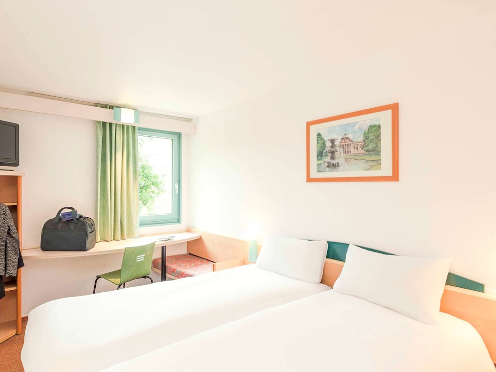 Habitación Estándar con 1 cama doble del hotel Ibis Metz Centre Cathédrale. Foto 3