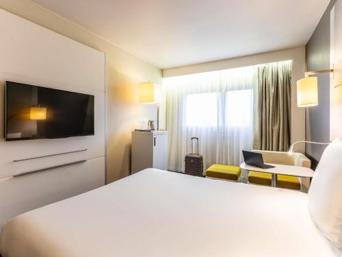 Habitación Doble Clásica del hotel Mercure Metz Centre. Foto 1