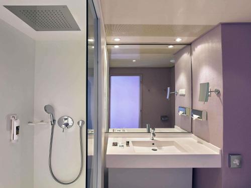 Habitación Doble Clásica del hotel Mercure Metz Centre. Foto 4