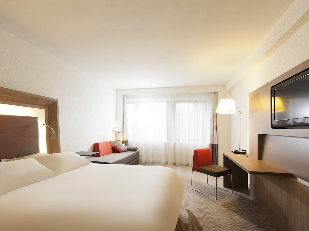 Habitación Ejecutiva con cama queen - size del hotel Novotel Metz Centre. Foto 5