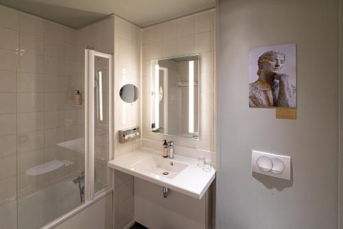 Habitacion Luxe con 1 cama kingsize del hotel Mercure Montauban. Foto 13
