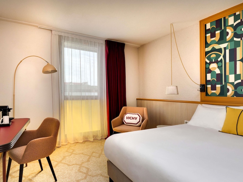 Habitación Privilege del hotel Mercure Vichy Thermalia. Foto 5