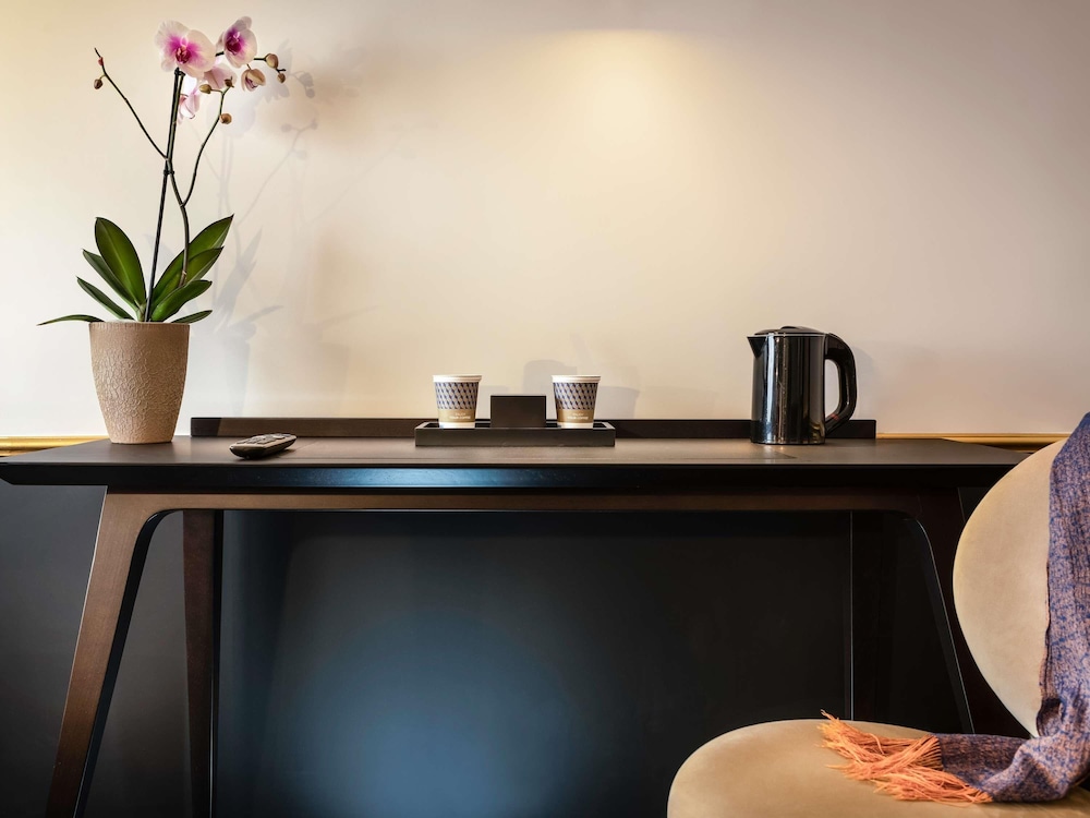 Habitación Superior con 1 cama doble del hotel Mercure Versailles Paris Ouest. Foto 3