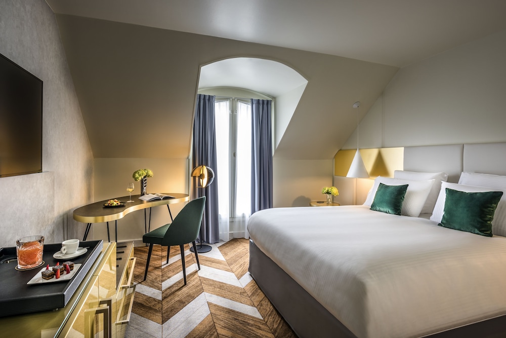 Habitación superior, 1 cama de matrimonio, balcón del hotel Le Louis Hotel Versailles Château - MGallery Collection