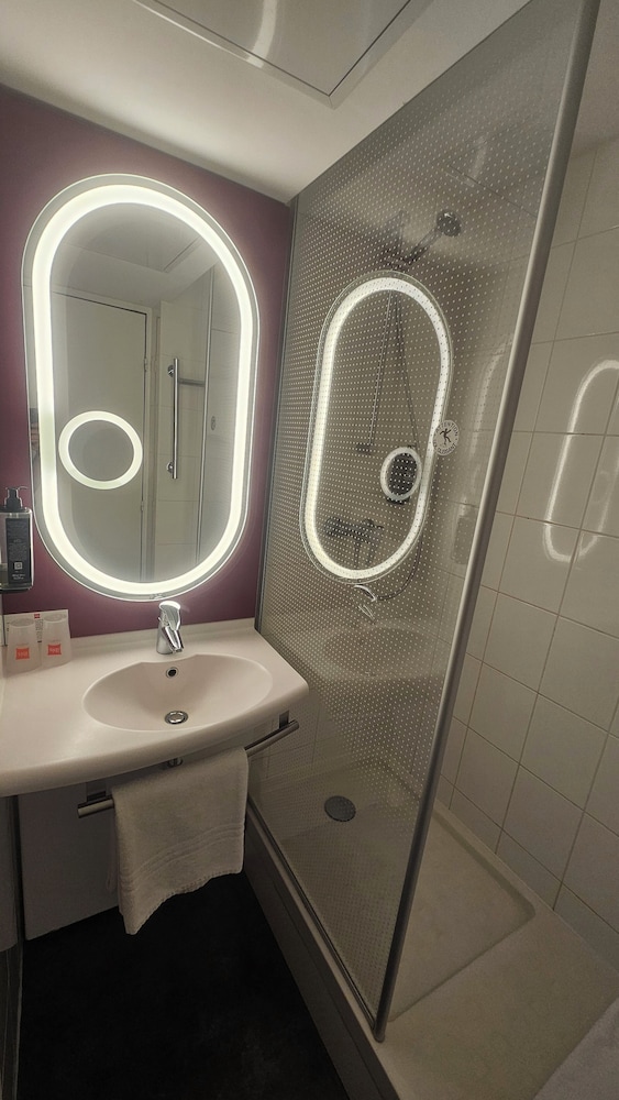 Habitación estándar, 1 cama doble del hotel Ibis Valence Sud. Foto 7