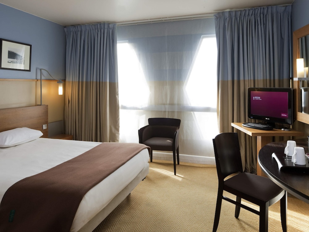 Habitación Classic con una cama doble del hotel Mercure Paris Orly Rungis Aéroport. Foto 2