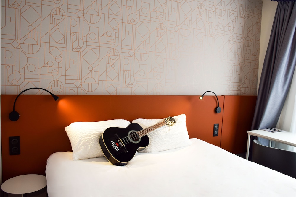 Habitación Estándar con 1 cama doble del hotel Ibis Rodez Centre Cathedrale. Foto 5