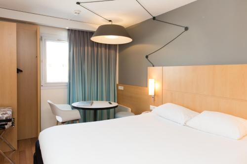 Habitación Doble Estándar del hotel Ibis Sisteron