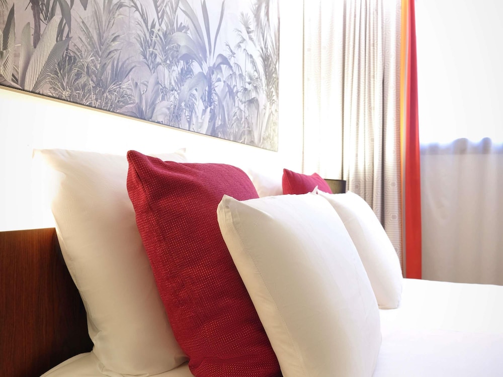 Habitación Standard con 2 camas individuales del hotel Mercure Perpignan Centre. Foto 5