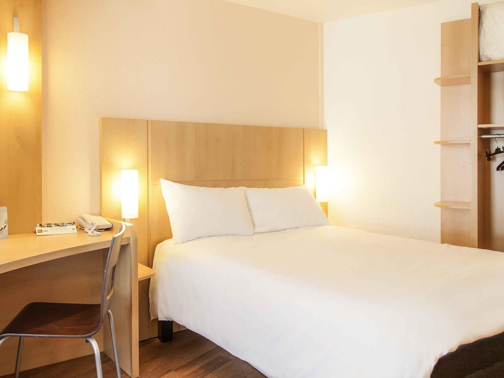 Habitación Estándar con cama doble del hotel IBIS POITIERS CENTRE