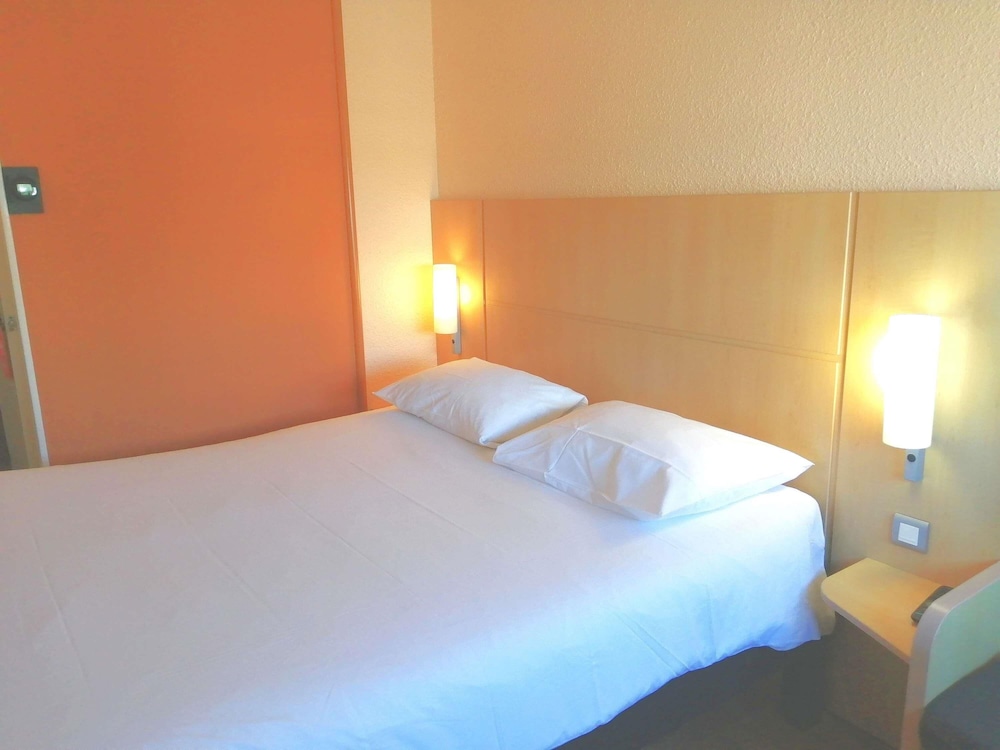 Habitación Standard con una cama doble del hotel Ibis Poitiers Sud