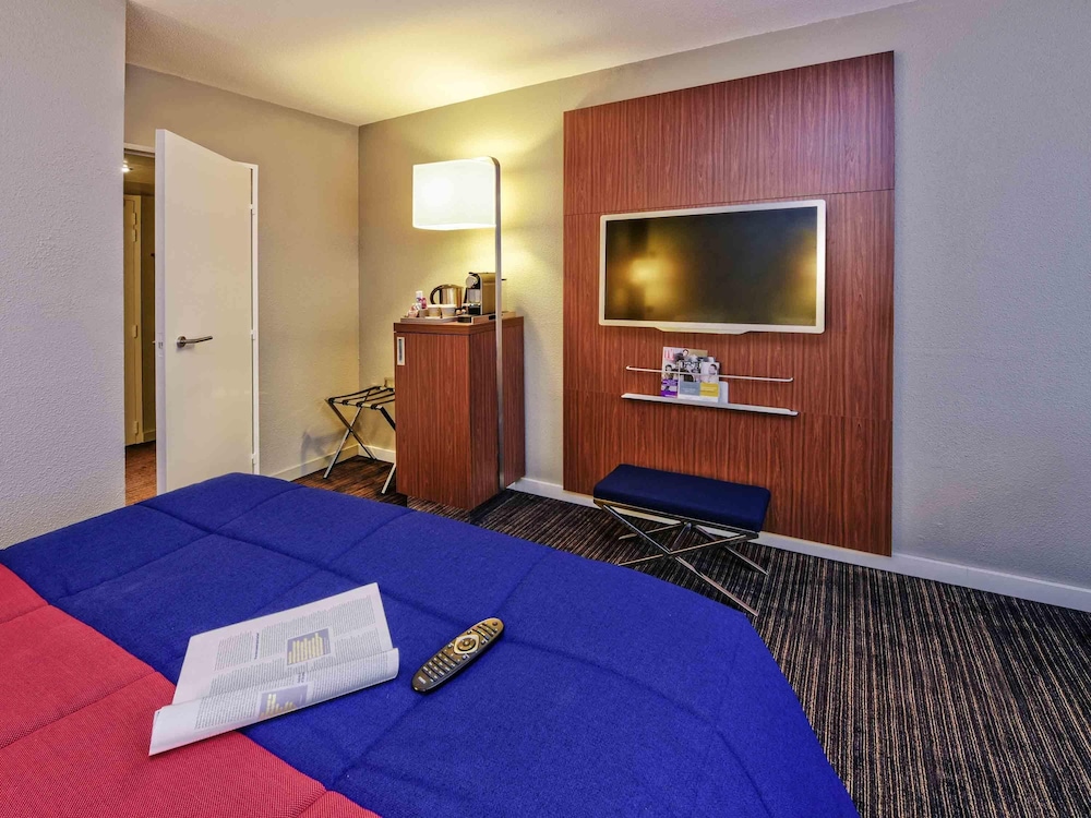 Habitación estándar con 2 camas individuales del hotel Mercure Rennes Centre Parlement. Foto 3
