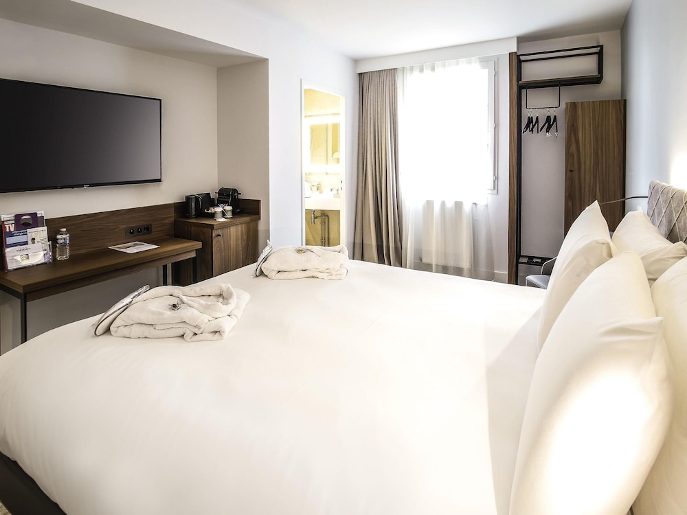 Habitación Classic con una cama doble del hotel Mercure Rennes Place Bretagne