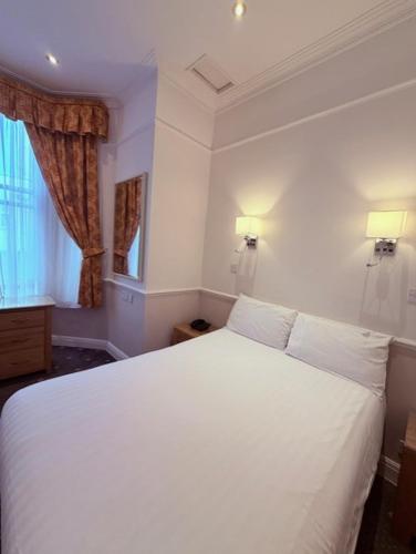 Habitación Doble Estándar del hotel Hyde Park Radnor. Foto 1
