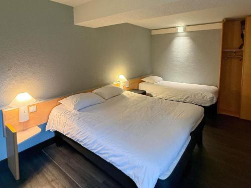 Habitación Estándar - 1 cama doble y 1 individual del hotel IBIS RENNES CESSON. Foto 8