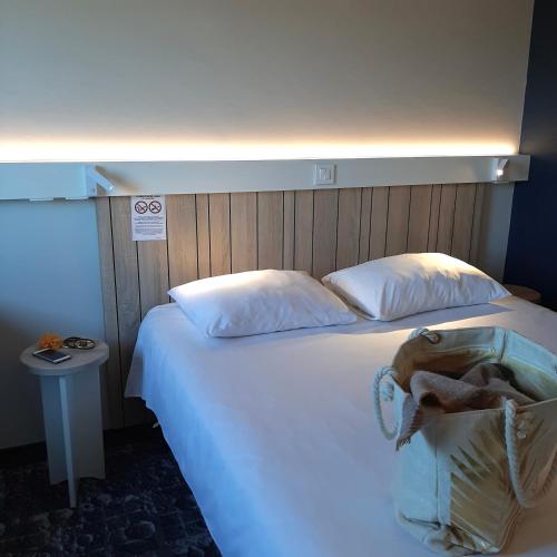 Habitación Doble Estándar del hotel IBIS RENNES CESSON. Foto 10