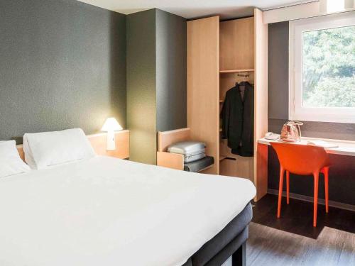 Habitación Doble Estándar del hotel IBIS RENNES CESSON. Foto 6