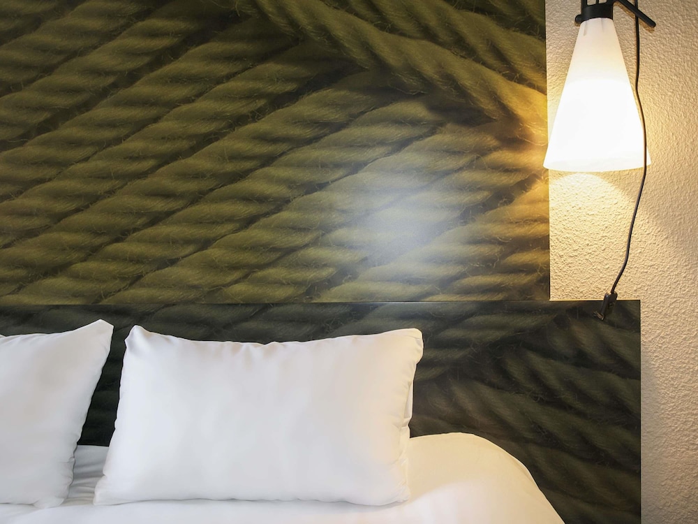 Habitación estándar doble, 1 cama doble del hotel Ibis Toulon La Seyne Sur Mer. Foto 1