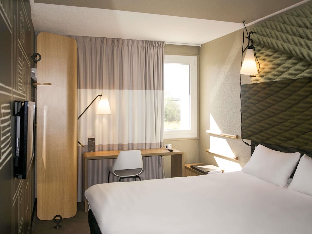 Habitación estándar doble, 1 cama doble del hotel Ibis Toulon La Seyne Sur Mer. Foto 12