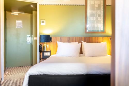 Habitación Estándar con 1 cama doble del hotel Ibis St Etienne Gare Chateaucreux. Foto 14