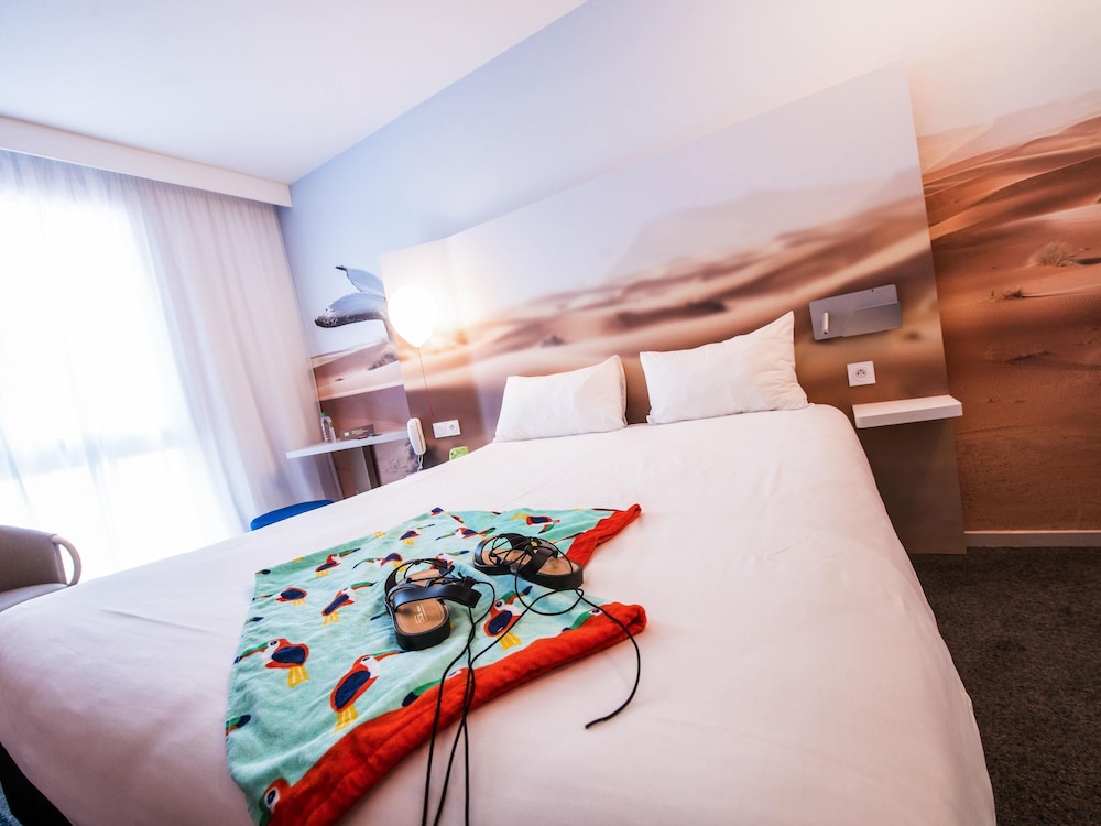 Habitación Estándar con 1 cama doble del hotel Ibis Styles Toulon Centre Port. Foto 1