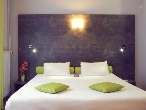 Habitación Doble Superior - lado de la calle del hotel Mercure Saint Nectaire Spa and Bien-être. Foto 2