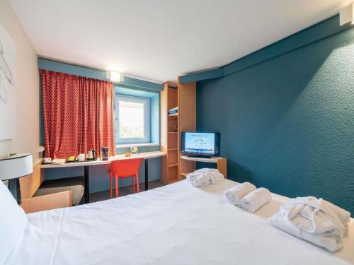 Habitación Doble Comfort del hotel Ibis Antibes Sophia Antipolis. Foto 2