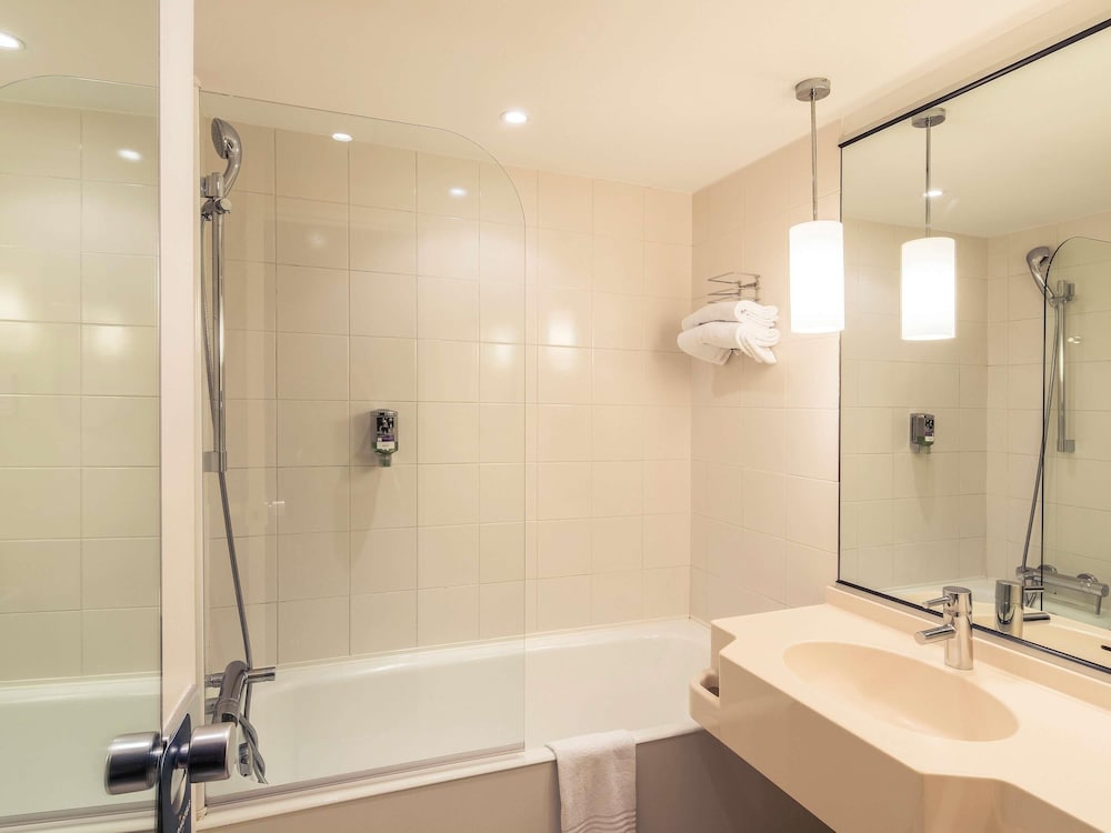 Habitación Estándar con cama doble del hotel Mercure Antibes Sophia Antipolis