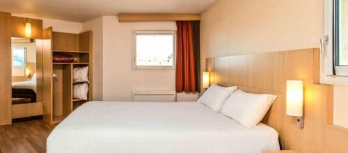 Habitación Doble Estándar del hotel Ibis Saint Die Des Vosges. Foto 5
