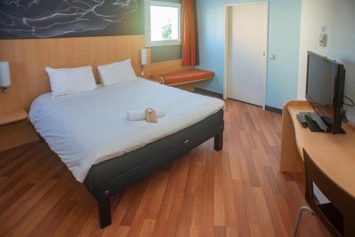 Habitación Doble Estándar del hotel Ibis Saint Die Des Vosges. Foto 8