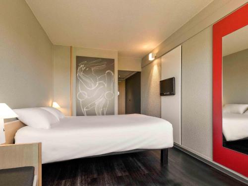 Habitación Estándar dos camas individuales del hotel Ibis Saint Dizier