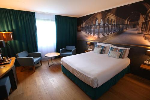 Habitación Doble Estándar del hotel Mercure Mont Saint Michel. Foto 5