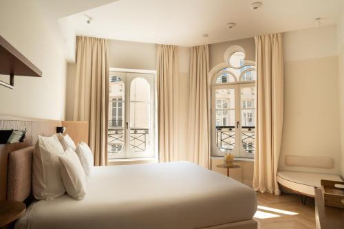 Double Room Superior with French Window del hotel du Sentier. Foto 2
