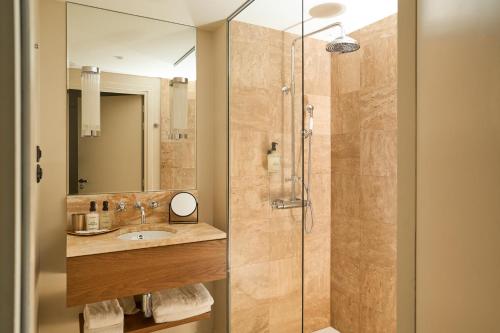 Habitación Doble Clásica del hotel du Sentier. Foto 3