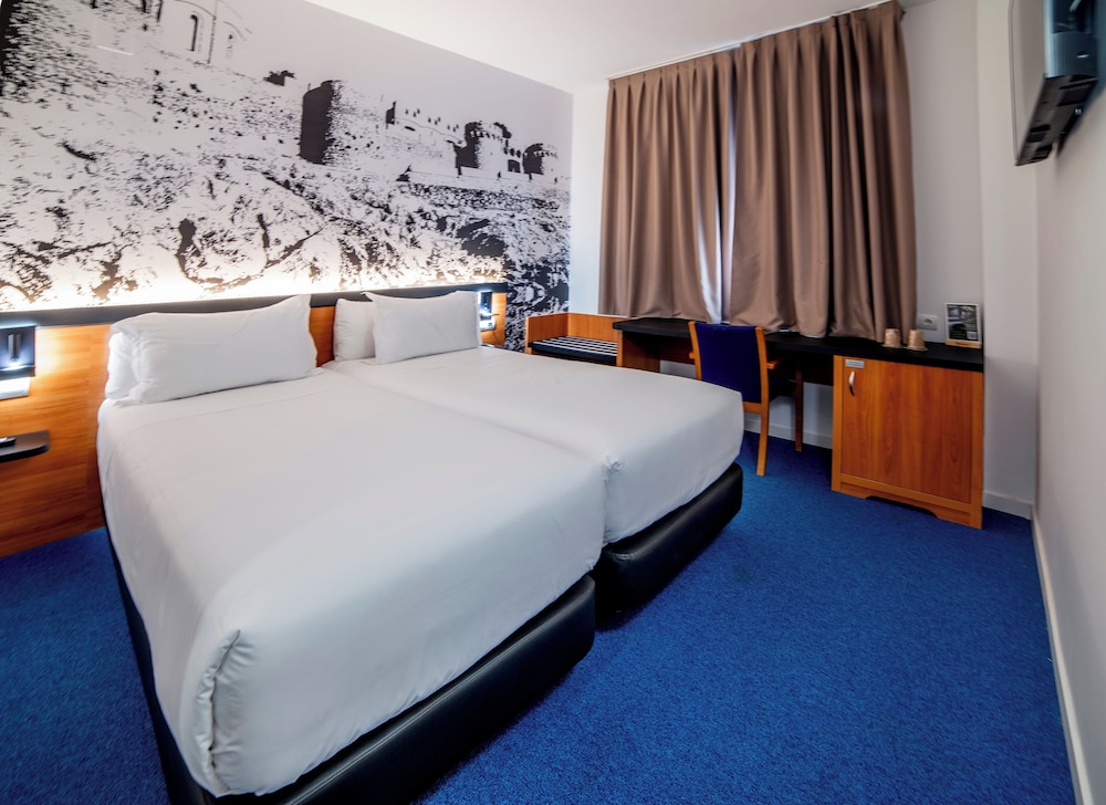 Habitación clásica con 1 cama doble o 2 individuales del hotel Sercotel Plana Onda