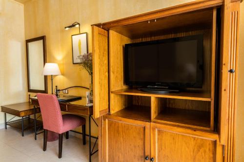 Habitación Triple del hotel Intelier Airén