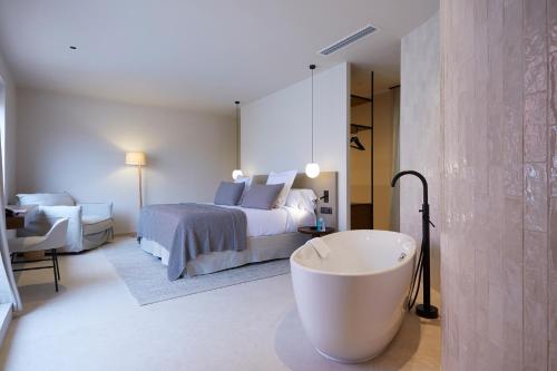 Suite del hotel 1881 Balneari Vichy Catalan. Foto 6