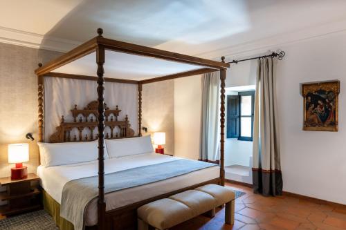 Habitación Doble Superior del hotel Parador De Siguenza. Foto 5