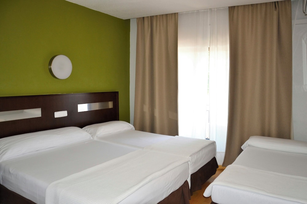 Habitación Cuádruple Familiar del hotel Las Estrellas