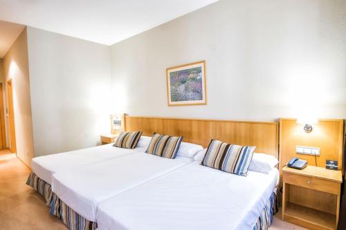 Habitación Triple del hotel Alda Castelao. Foto 5