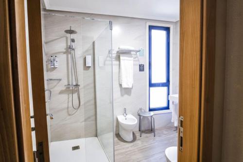 Habitación Doble Económica - 1 o 2 camas del hotel Alda Castelao. Foto 3